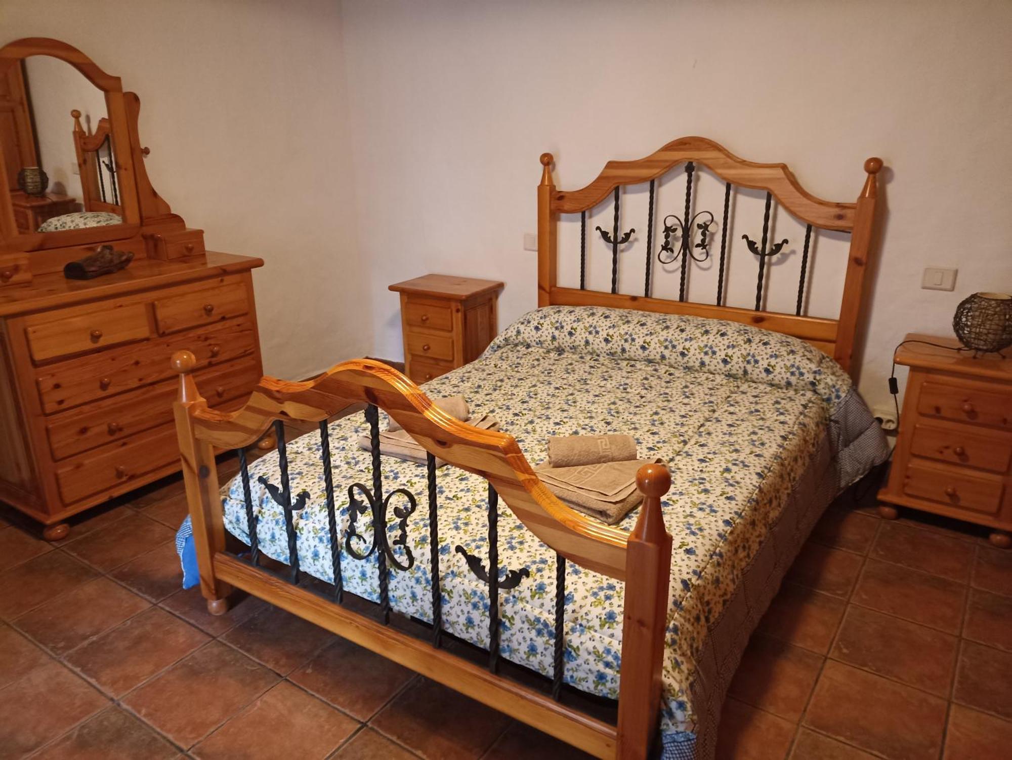 Casa Rural La Yedra San Mateo Arbejales Extérieur photo